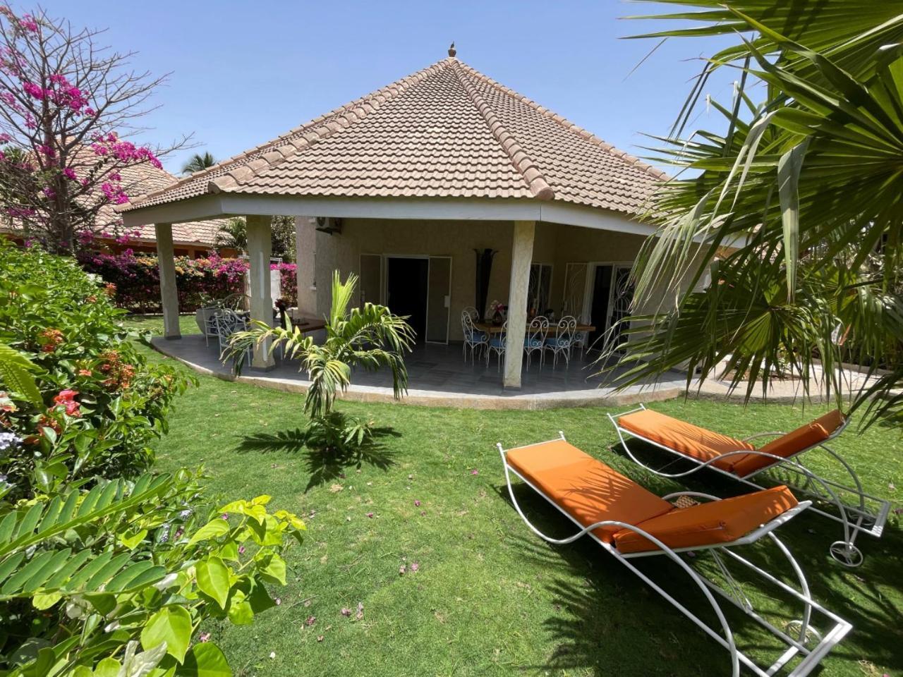Agence Adjana Resort - Residence Du Port 3 Sali Tapé Eksteriør bilde